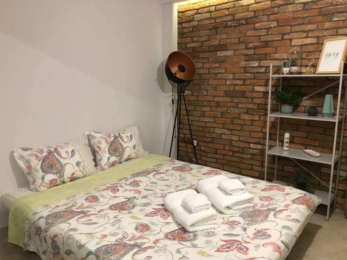 C&C Apartments Александруполис Екстериор снимка