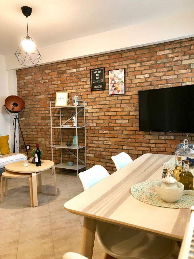 C&C Apartments Александруполис Екстериор снимка